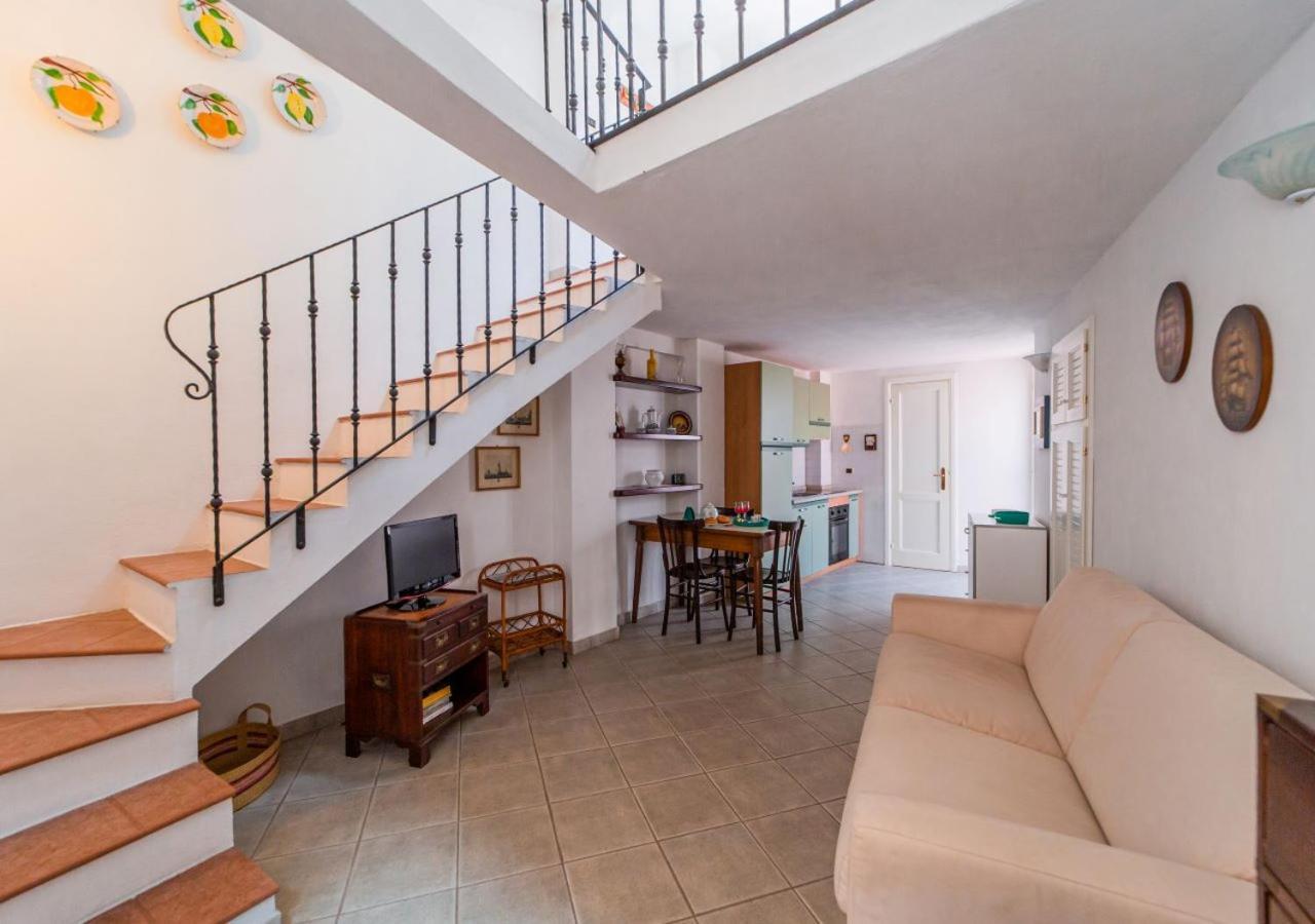 Murphy Holiday Home - Casa Papini La Maddalena  Exterior photo
